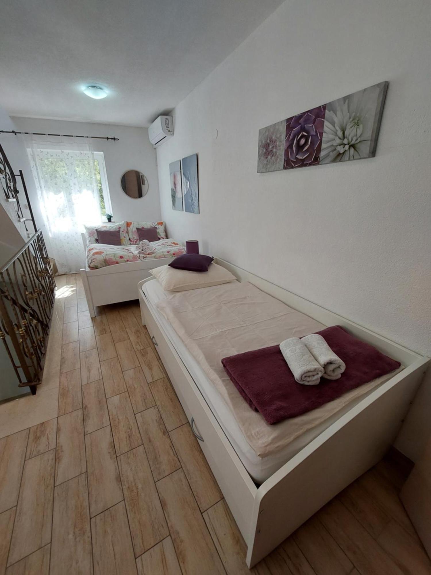 Sea Holiday Houses Drasnice Luaran gambar